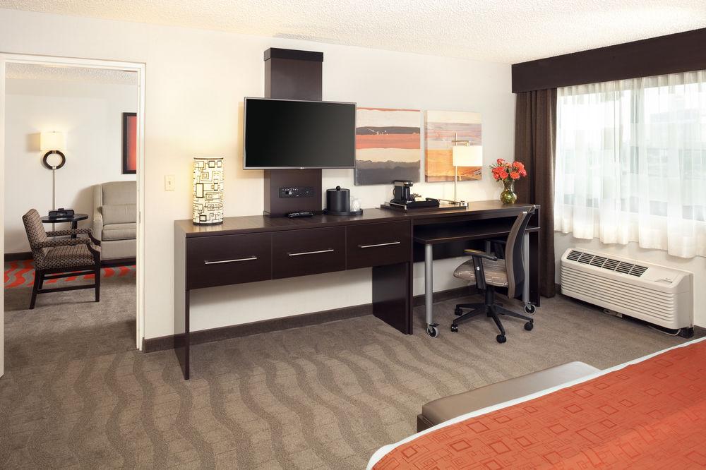 Hampton Inn Newark Airport Εξωτερικό φωτογραφία